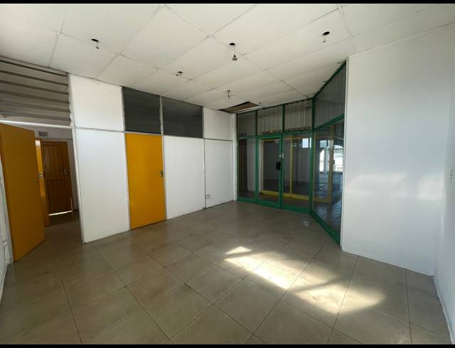 40M² RETAIL TO LET IN STARWOOD